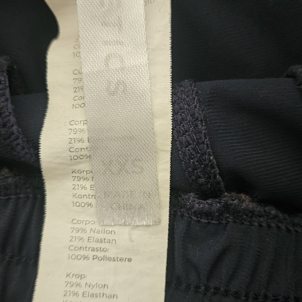 Fabletics Shorts - Picture 3 of 5